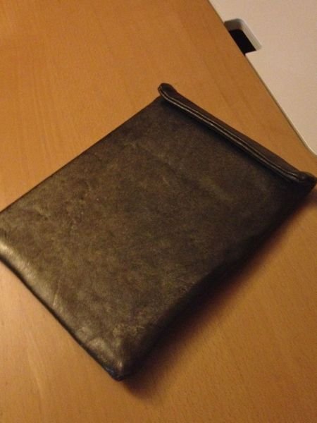 Ipad_case_-_closed_large
