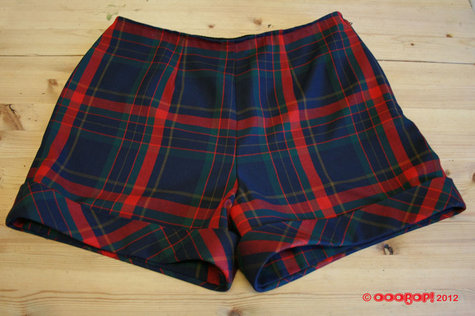 Plaid_shorts_simplicity_2659_large