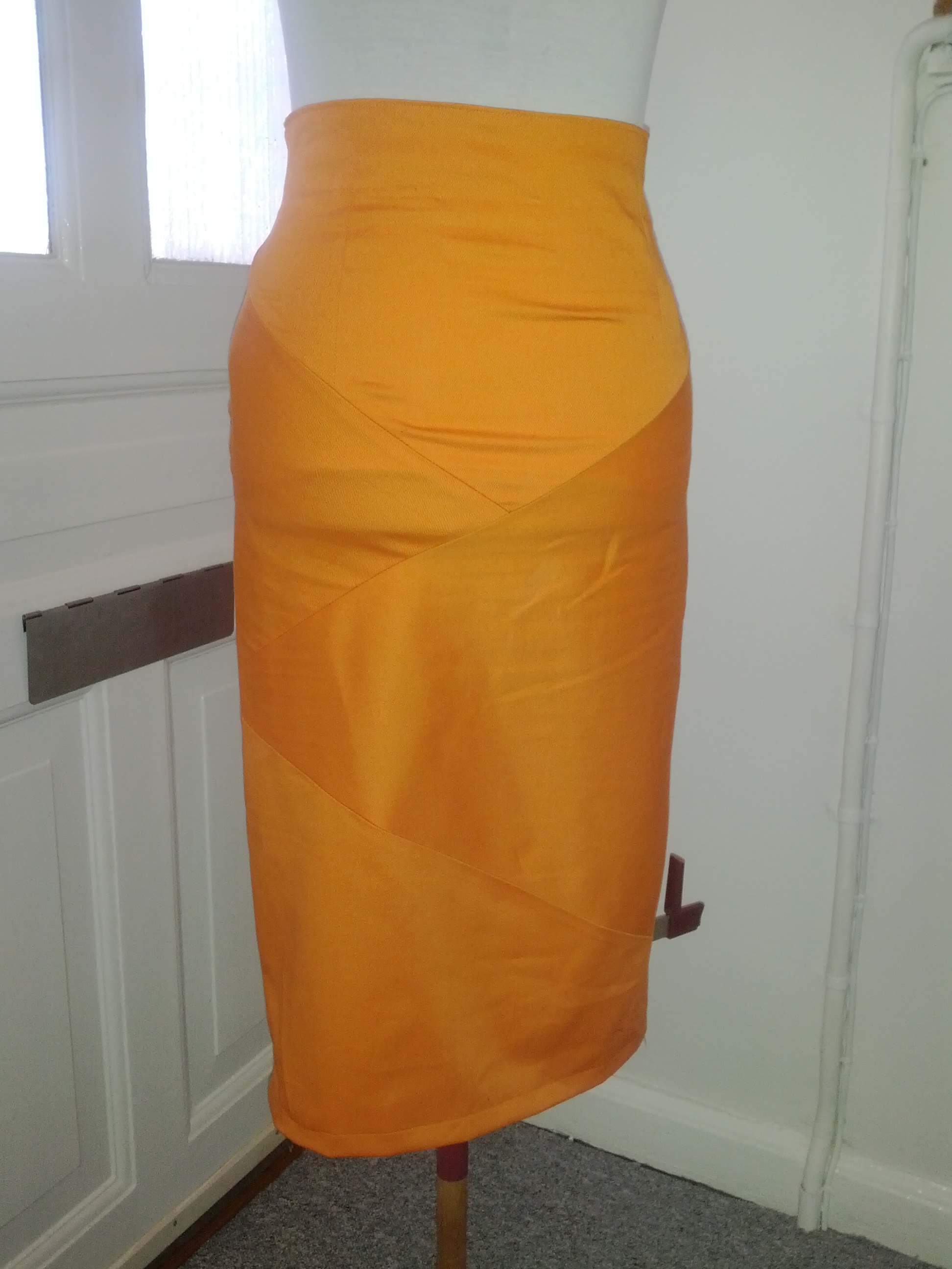 Pencil skirt with zipper Sewing Projects