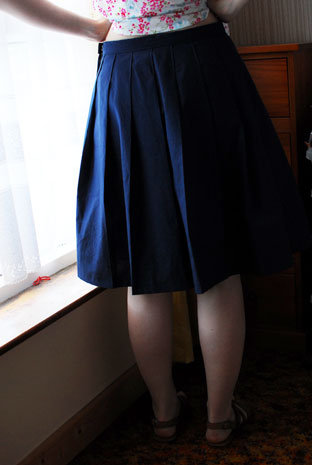 Navypleats2_large