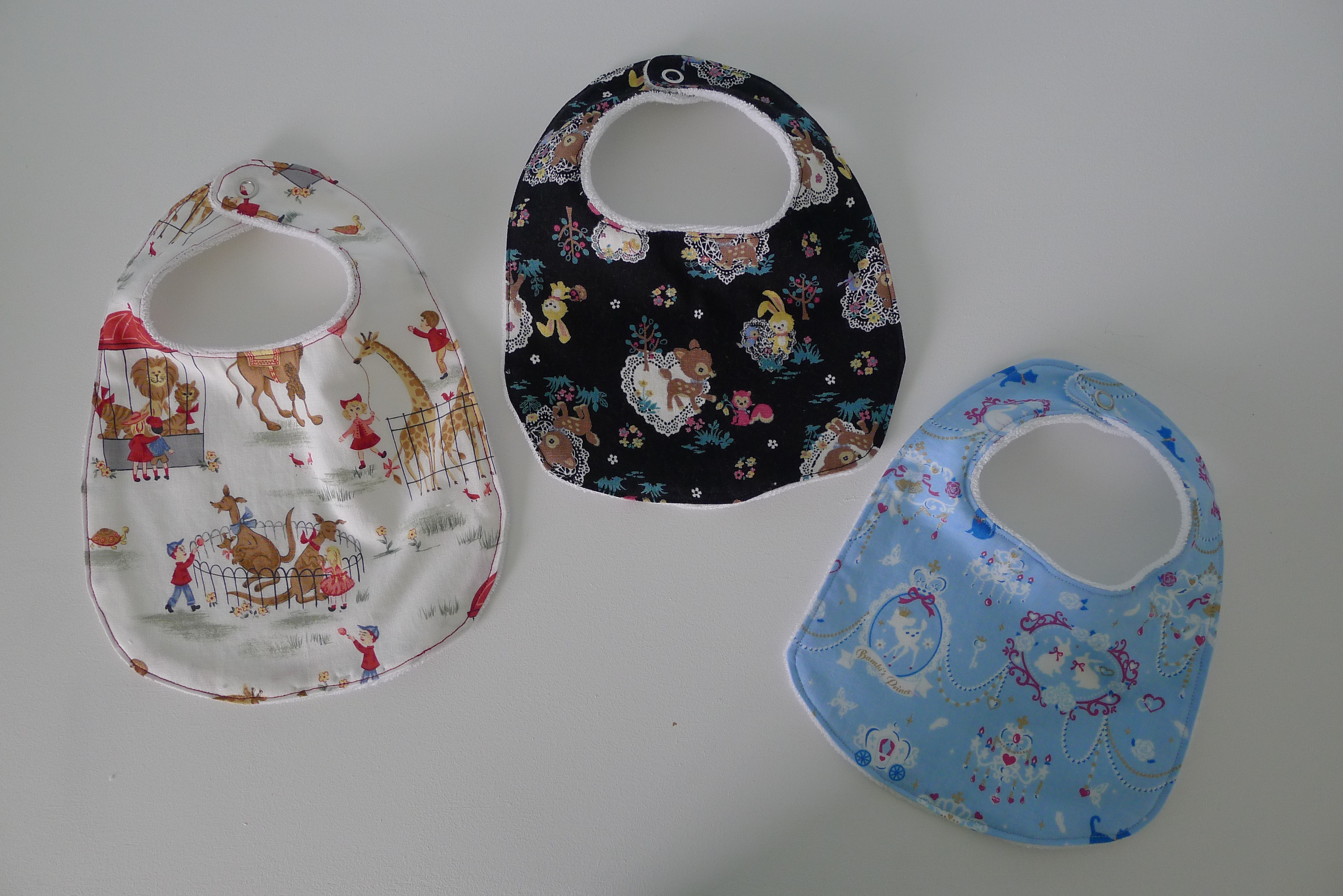 Bibs and burp cloths Sewing Projects
