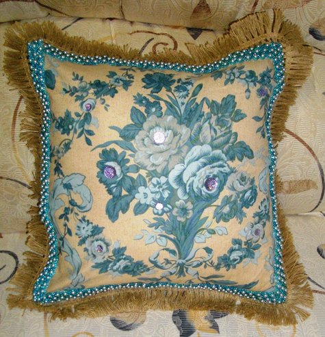 Blue_cushion_large