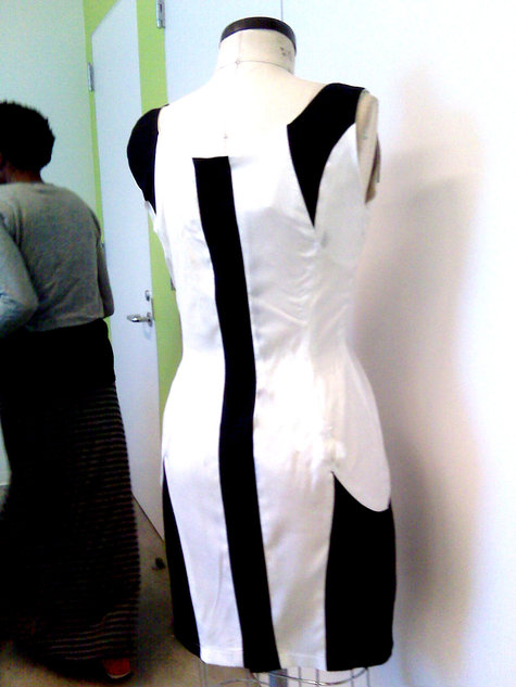 Img00100_large