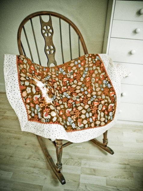 Birdie_baby_quilt-7_large