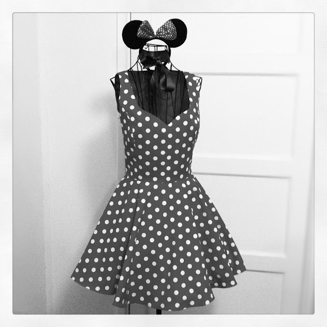 Minnie Mouse costume, full circle skirt Sewing Projects