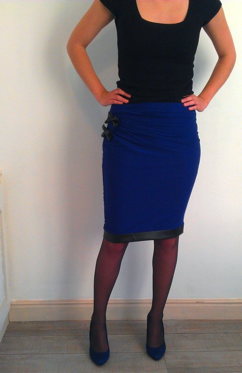 Deep blue skirt with faux leather – Sewing Projects | BurdaStyle.com