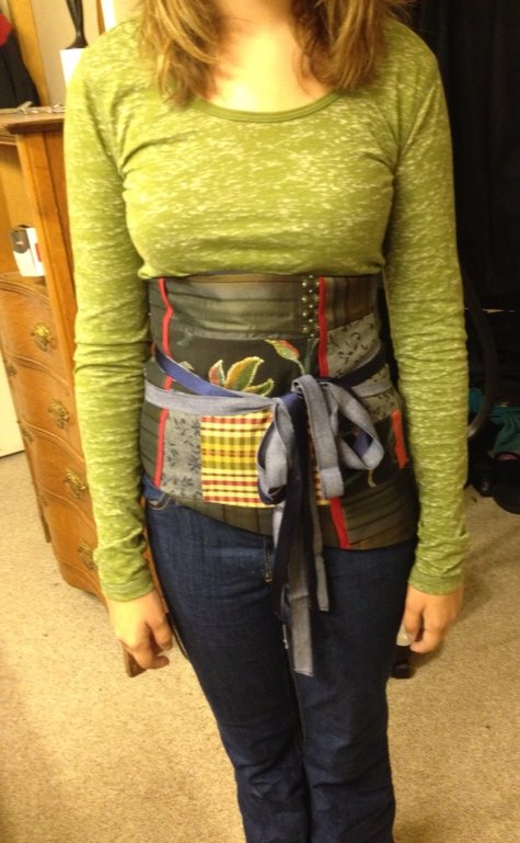 Corsetbelt2_large