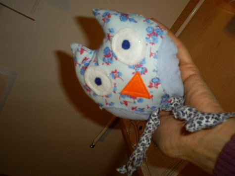 Blue_owl_3_large