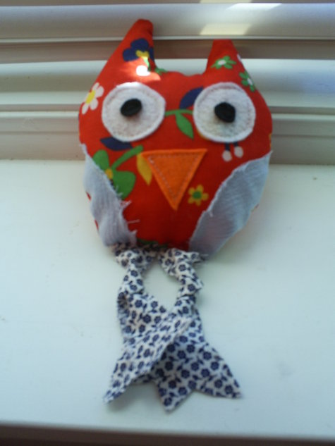 Red_owl_large