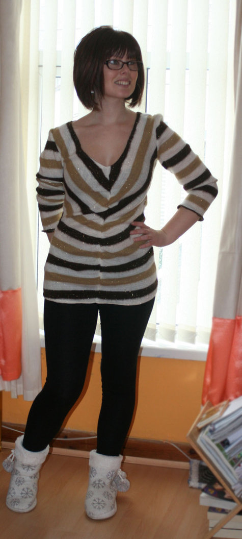Striped_knit_top_large