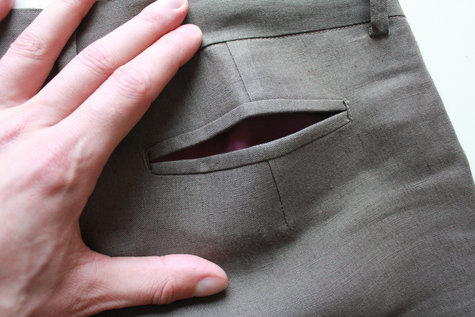 No-welt-pocket-facing-simply-forgot-for-a-playful-look-with-the-lining-peeking-through_large