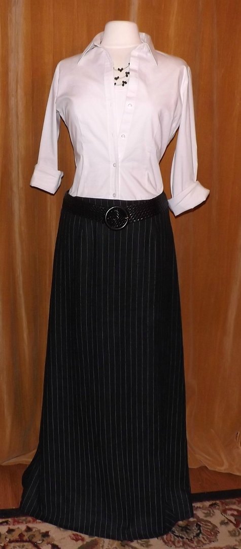Skirt_full_view_edit_large