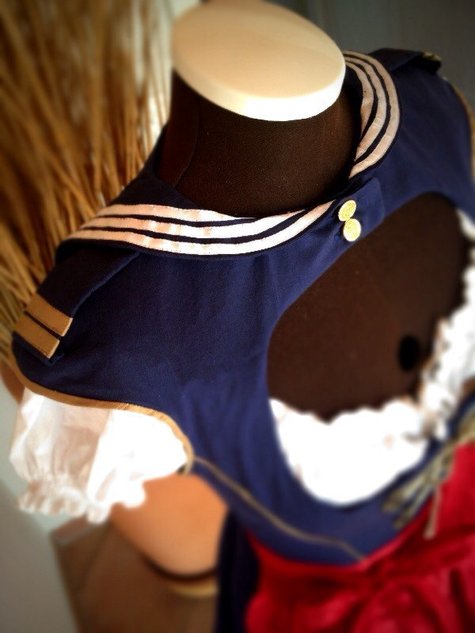 Schiffsmessendirndl2_large