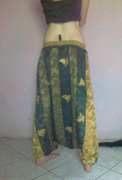200420131099_large