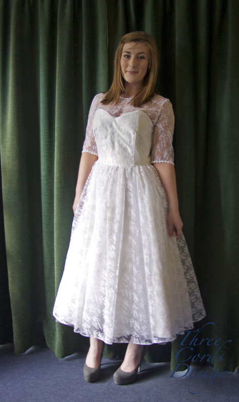 Wedding_dress_1_large