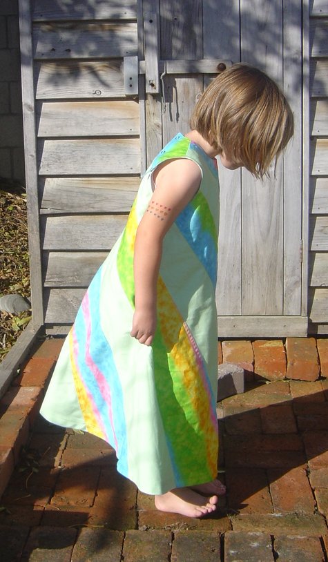 Spiral_dress_side_large