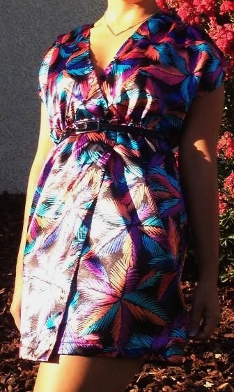 Palm_tree_dress_m6744-_front_view_close_up_1_large