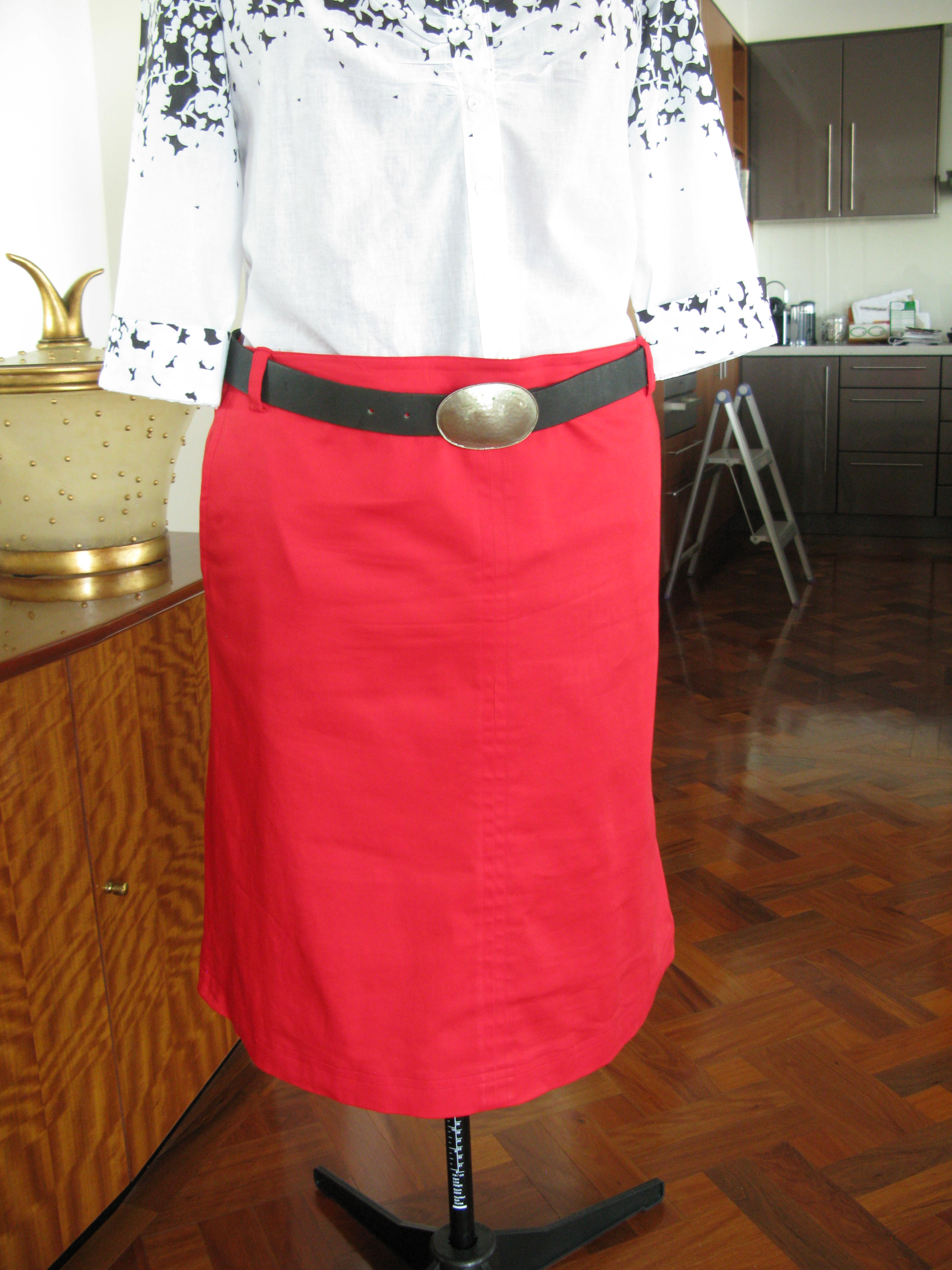 2d real world shaped objects clipart zip-a-dee-doo-dah designs Red Trapezoid Skirt – Sewing Projects | BurdaStyle.com