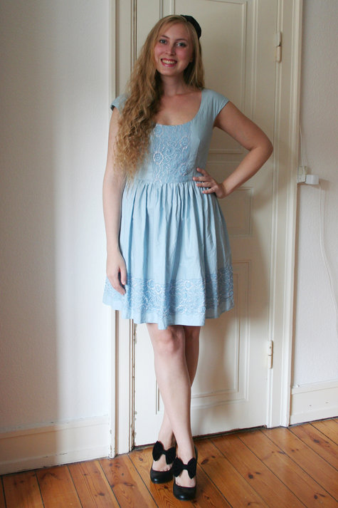 Henriette_elsine_blue_dress1_large