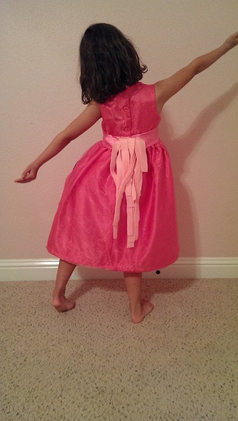 Detachable_tail_on_pinkie_pie_dress_large