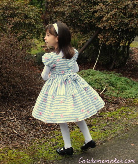 Alice_dress_3_large