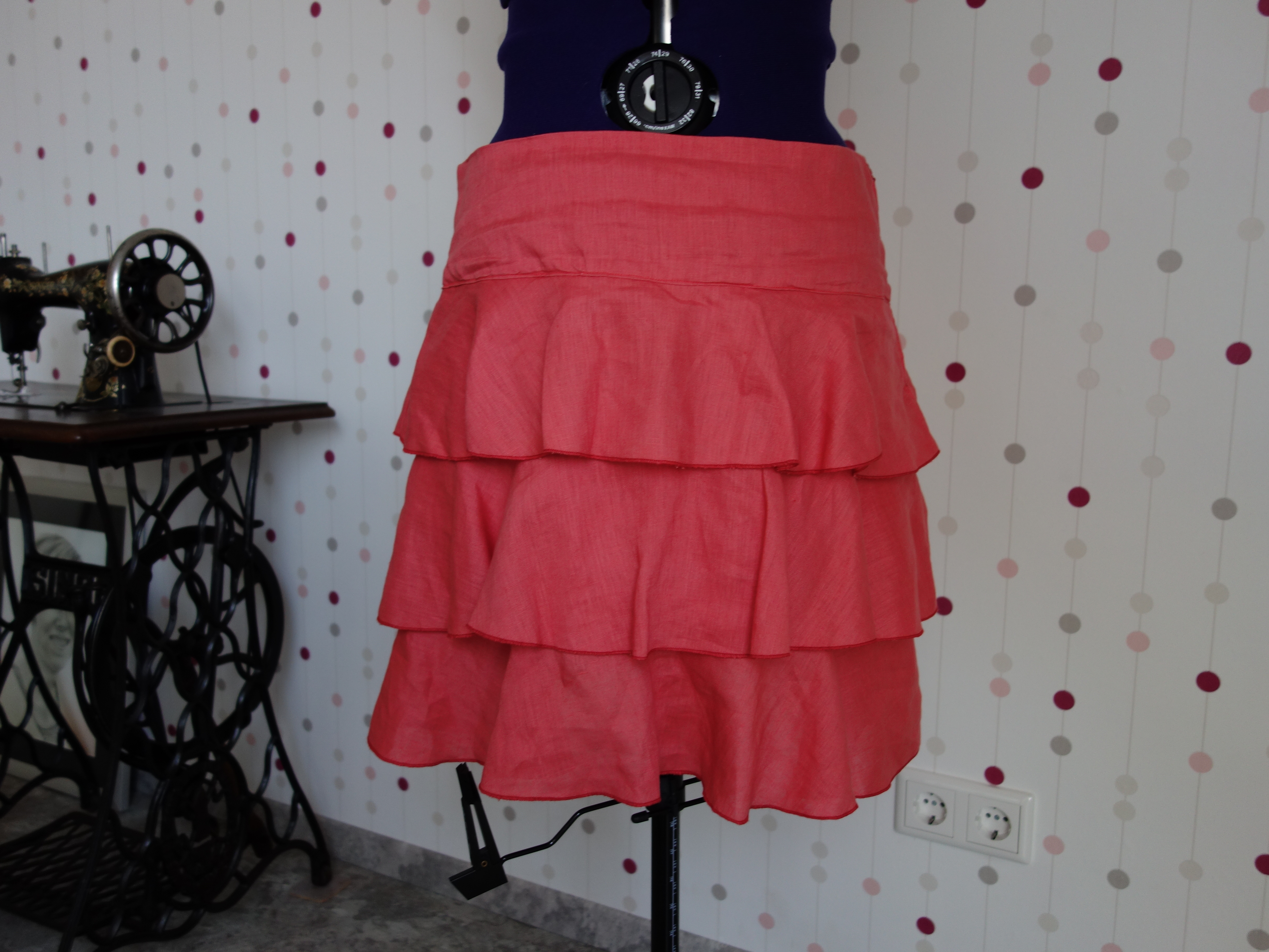 flounced skirt Sewing Projects