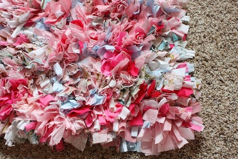 Diy_handmade_rag_rug_tutorial_1__large