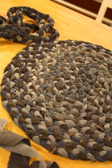 Braided-rug-steps-8_large