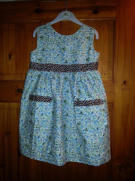 Summer Flowers and Spots Frock – Sewing Projects | BurdaStyle.com