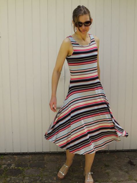 Stripe_jersey_dress_1_large