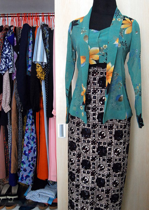  Kebaya  Kutubaru Ijo Kembang Oranye Sewing Projects 