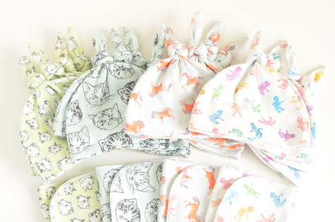 Bears_cats_horses_babies_hats_and_burp_cloths_large