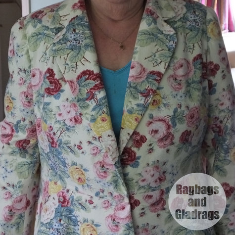 Mary_berry_jacket_02_large