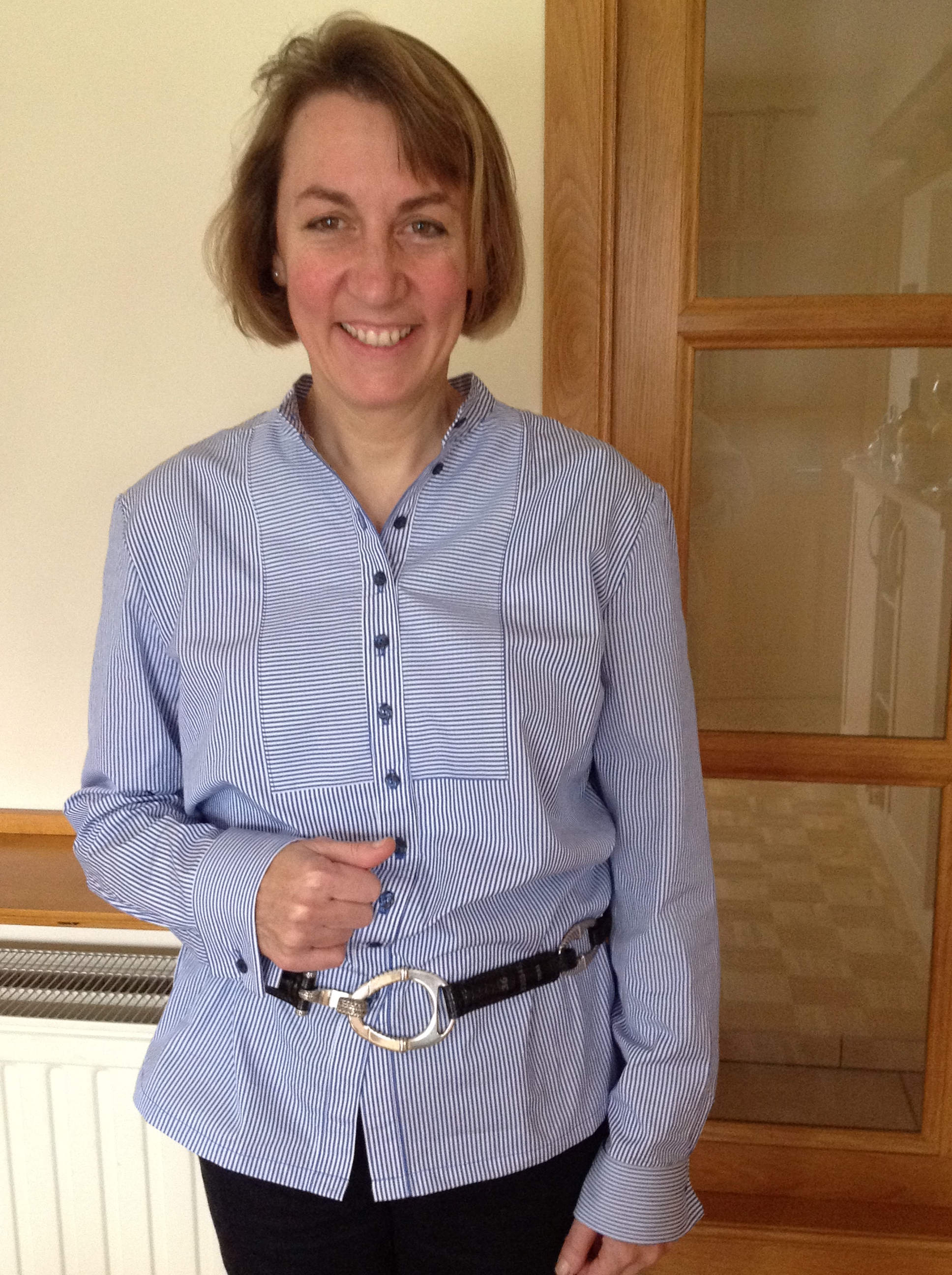 Mao Collar Blouse with Double Cuffs and Cuff Links – Sewing Projects