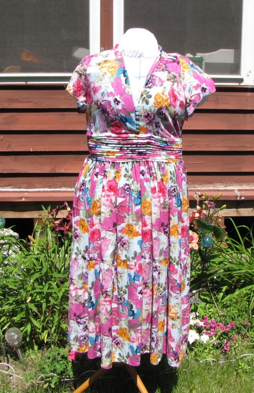 Floral Midi Dress – Sewing Projects | BurdaStyle.com