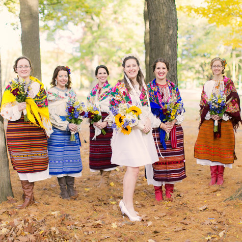 Stephanie_milinichik_and_bridesmaids_large