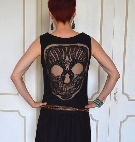 01__sabali_blog_-_robe_tete_de_mort_large
