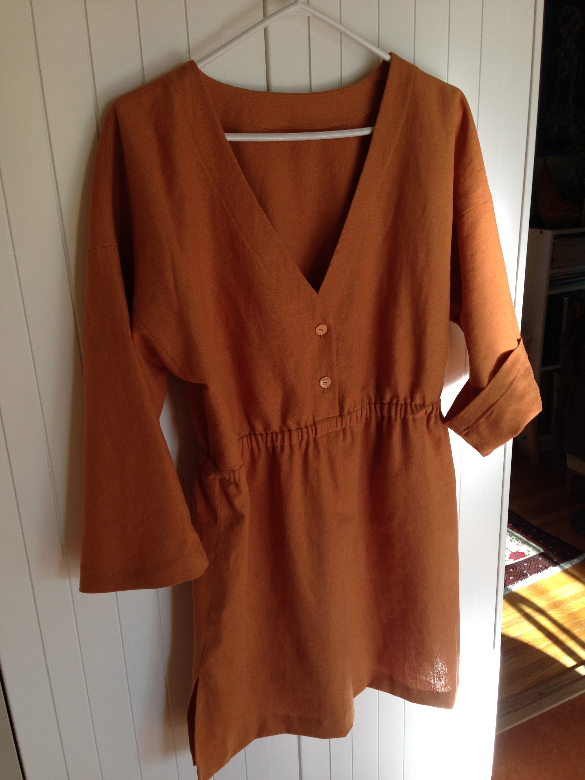 Saffron Tunic Length Dress Vogue Pattern V8985 Sewing Projects