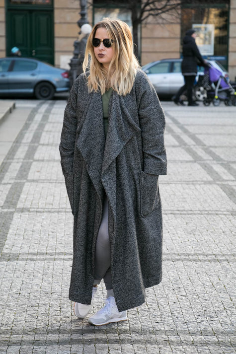 Grey_coat-12_large