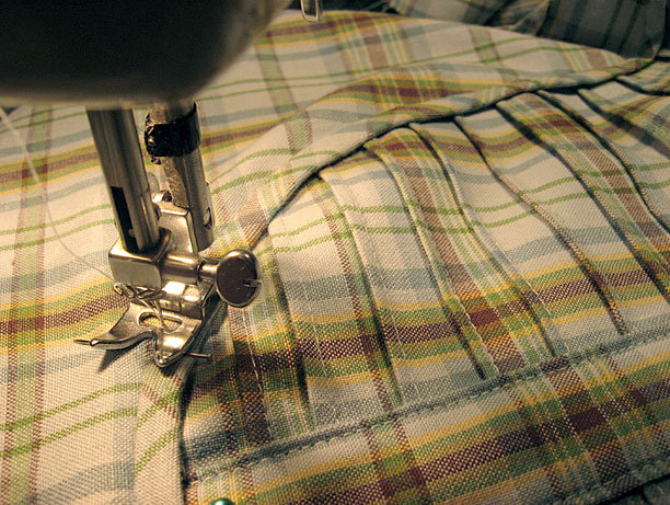 Jb_neckline_16_large