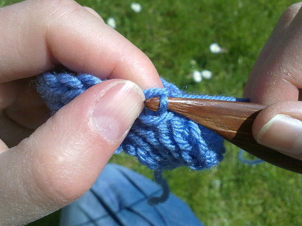Knitting16_large